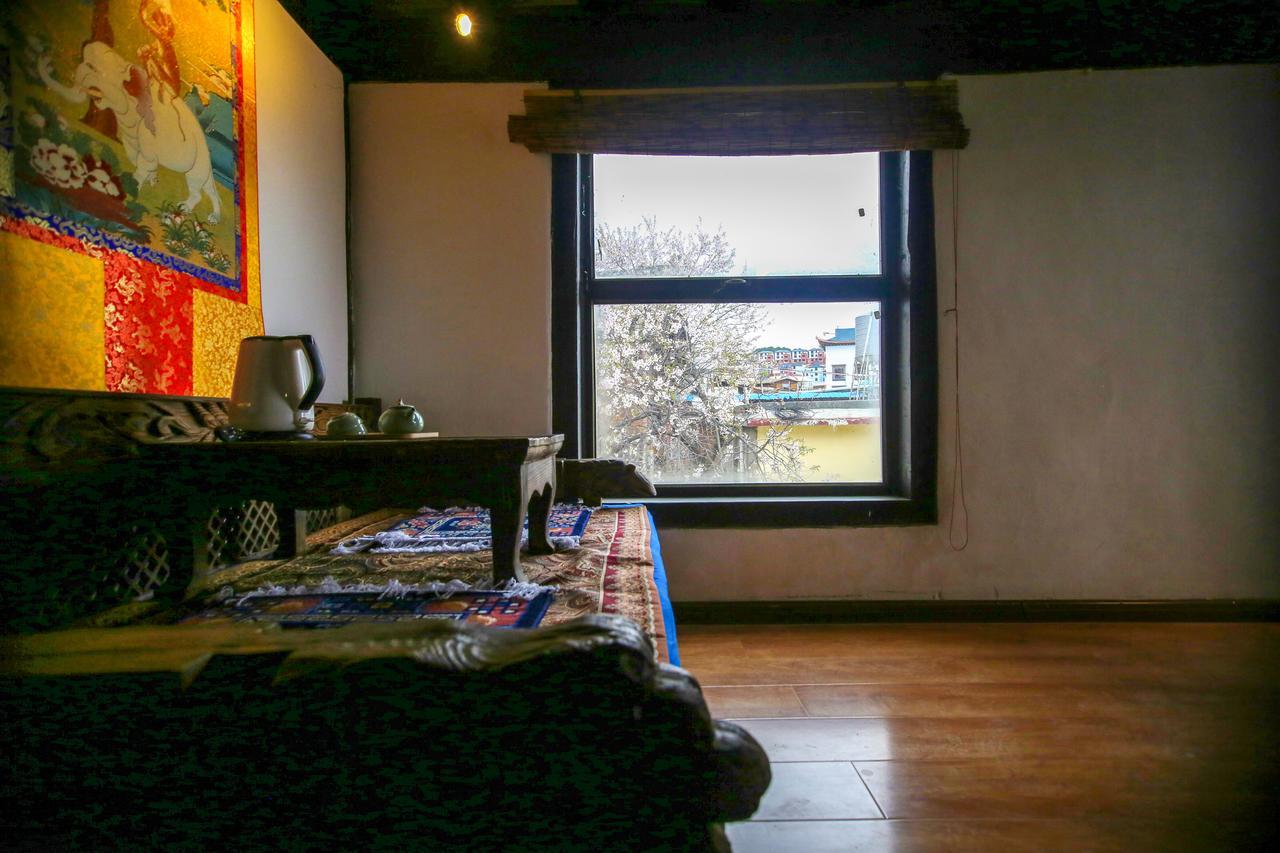 Energy Space Healing Inn Shangri-La Exterior photo