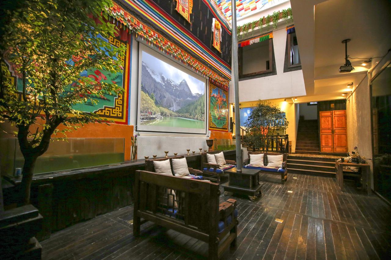 Energy Space Healing Inn Shangri-La Exterior photo